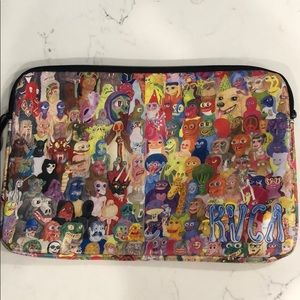 RVCA printed laptop sleeve